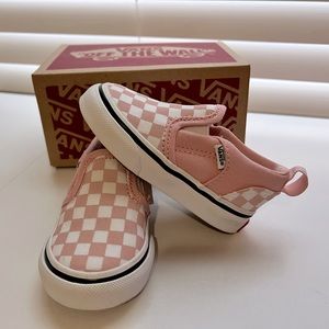 Toddler vans size 4